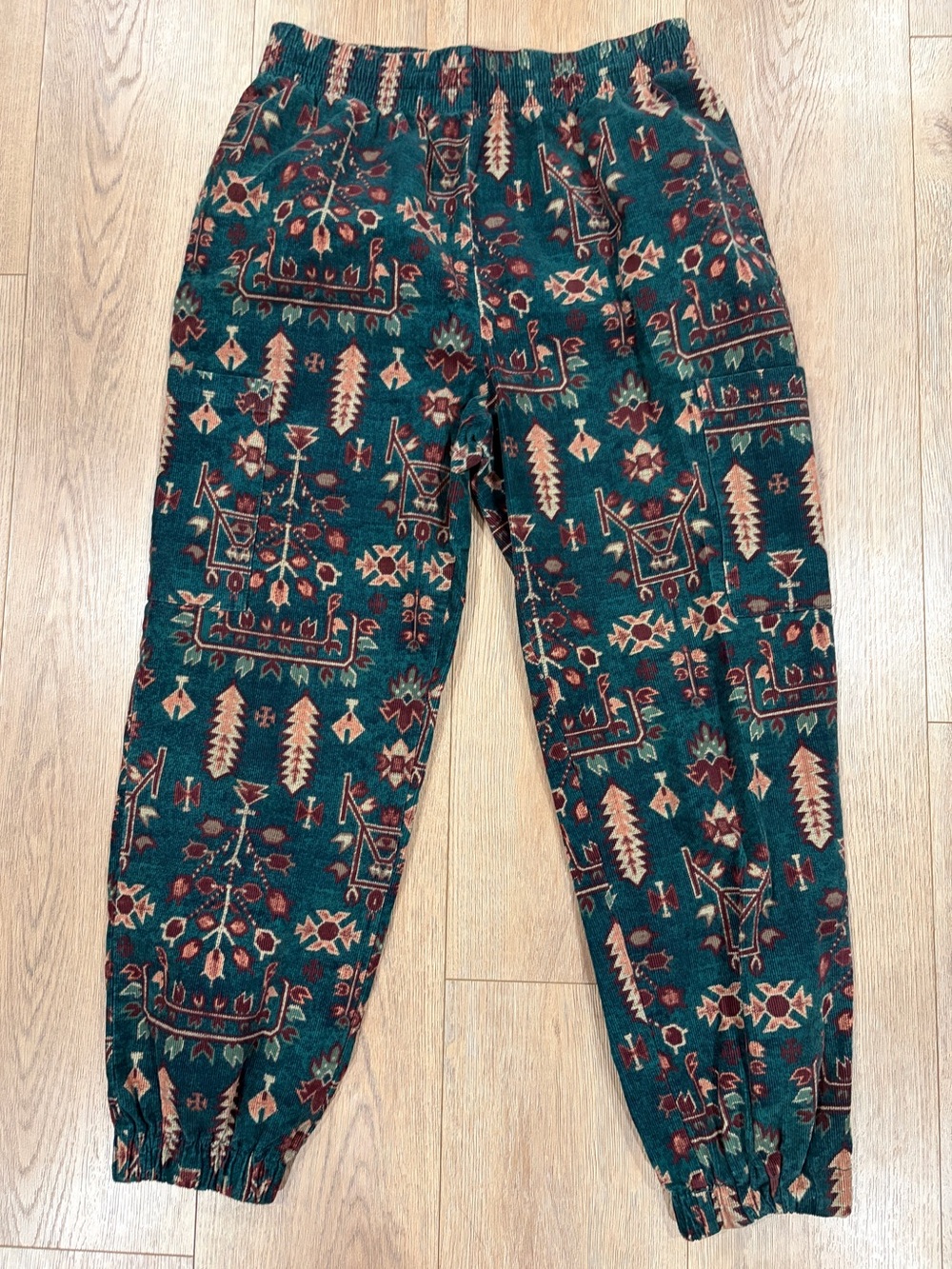 Urban Outfitters Green Corduroy Tapestry Print Jogger Pants Boho Medium
